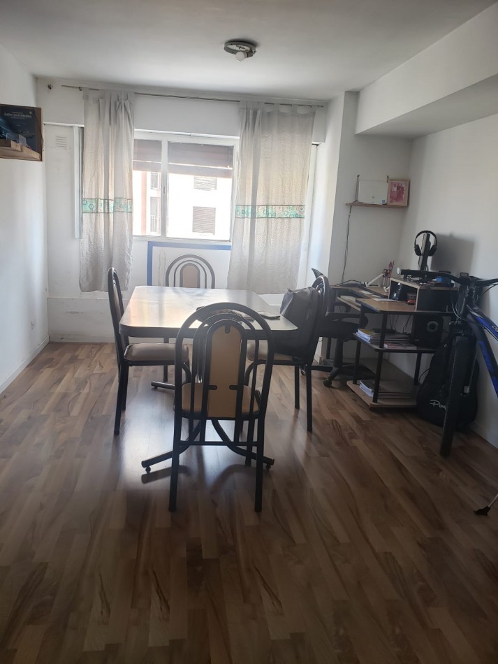 DEPARTAMENTO EN VENTA DE 1 DORMITORIO EN PLENO CENTRO 