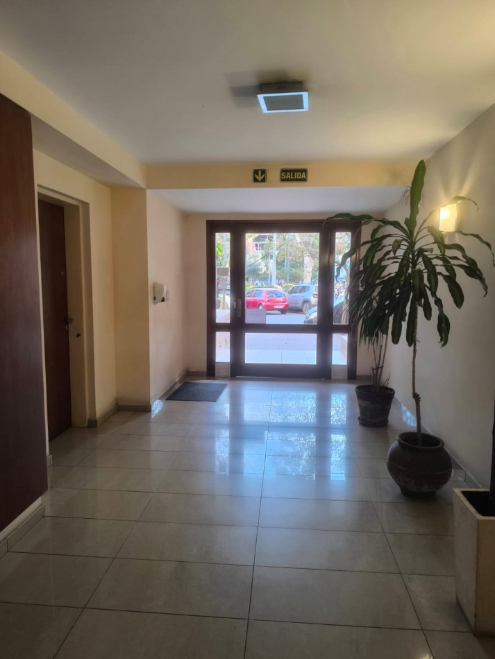 VENDO HERMOSO DEPARTAMENTO EN B° GENERAL PAZ