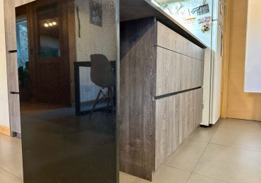 Casa en venta en Barrio Norte - Esquina luminosa con vista al Cerro Bayo